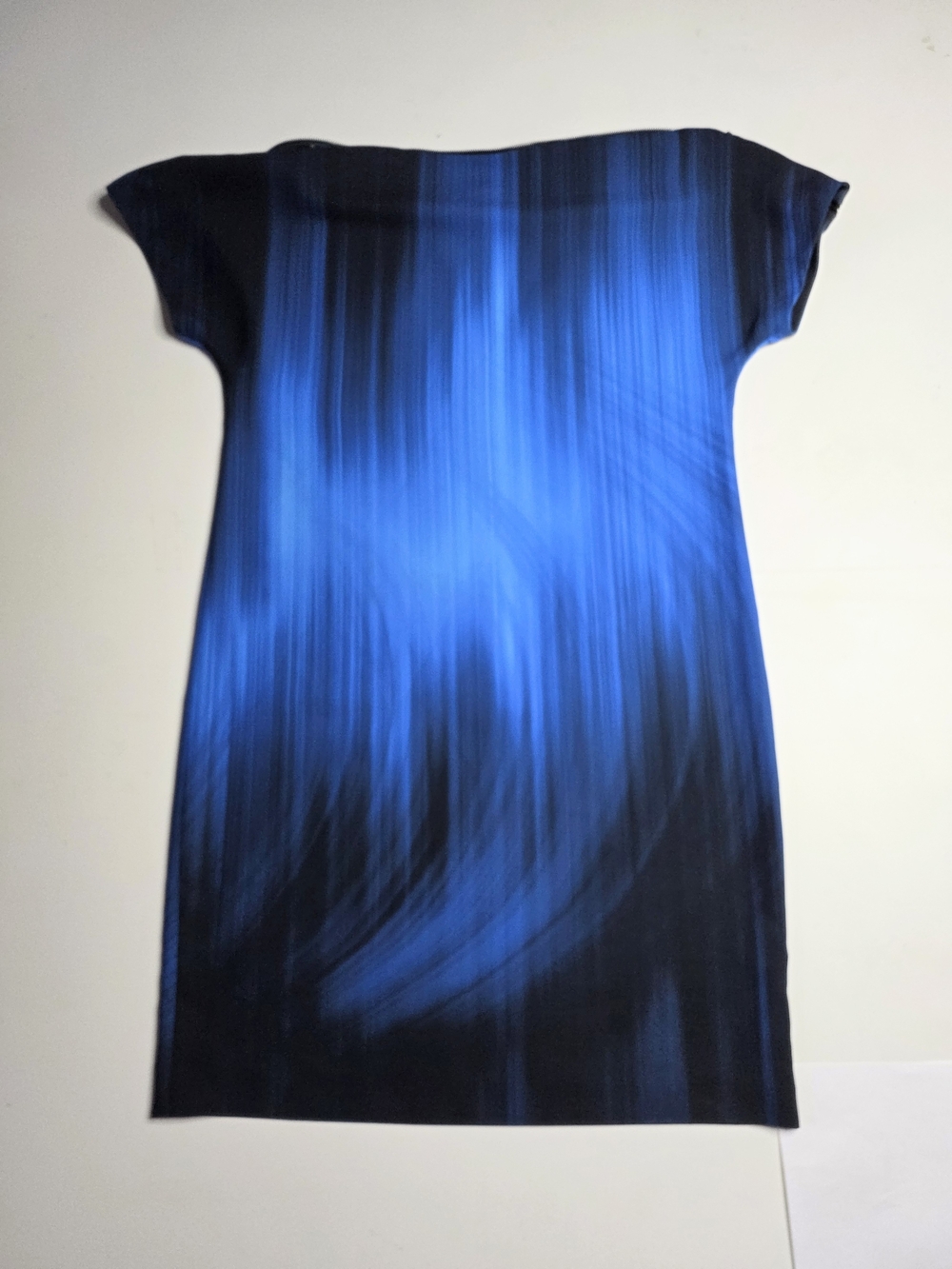 ELIE TAHARI Blue Gradient Shift Dress - Women